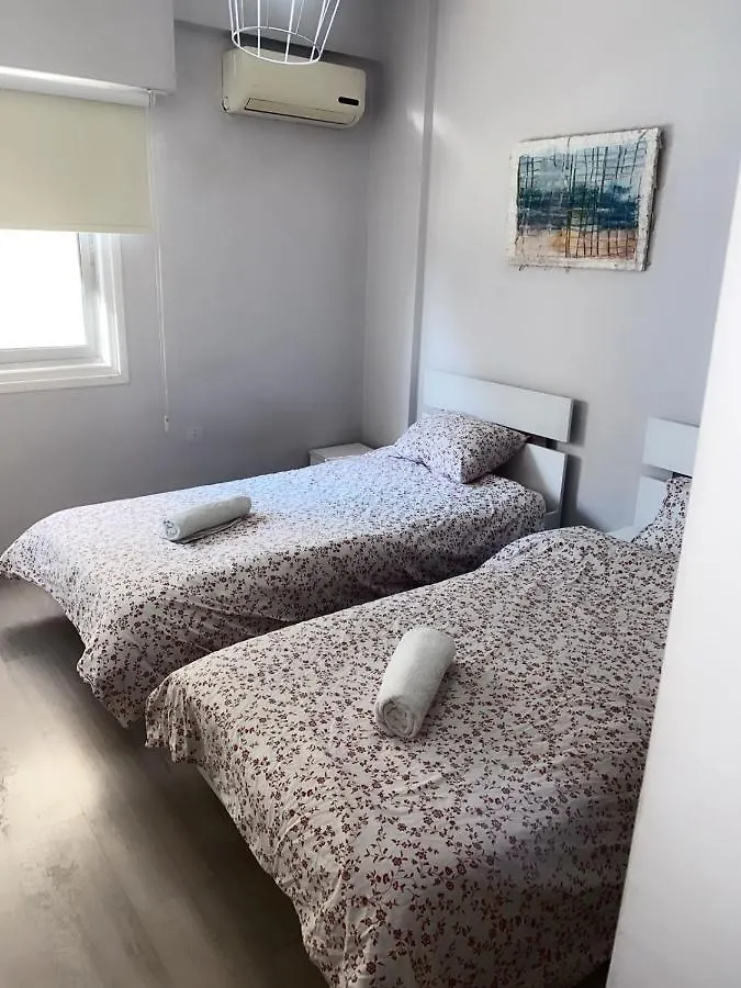 Paradise Promenade Apartment, 2Min Distance From Larnaca Marina Apartment